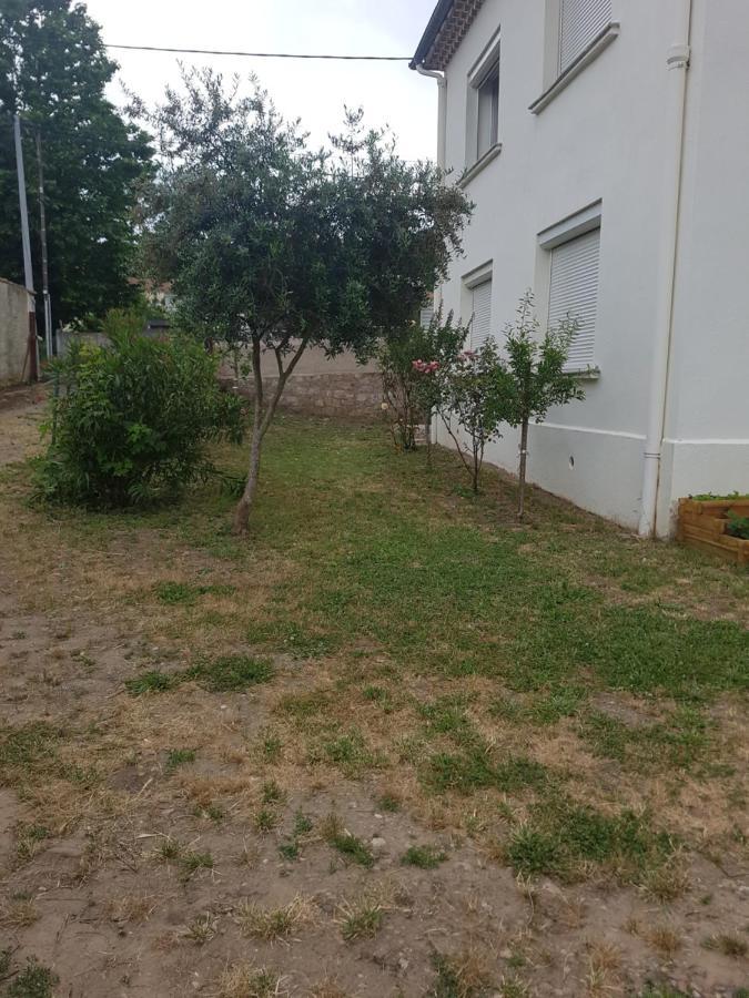 Les Belles Nuits Bed & Breakfast Le Bousquet-d'Orb Exterior foto