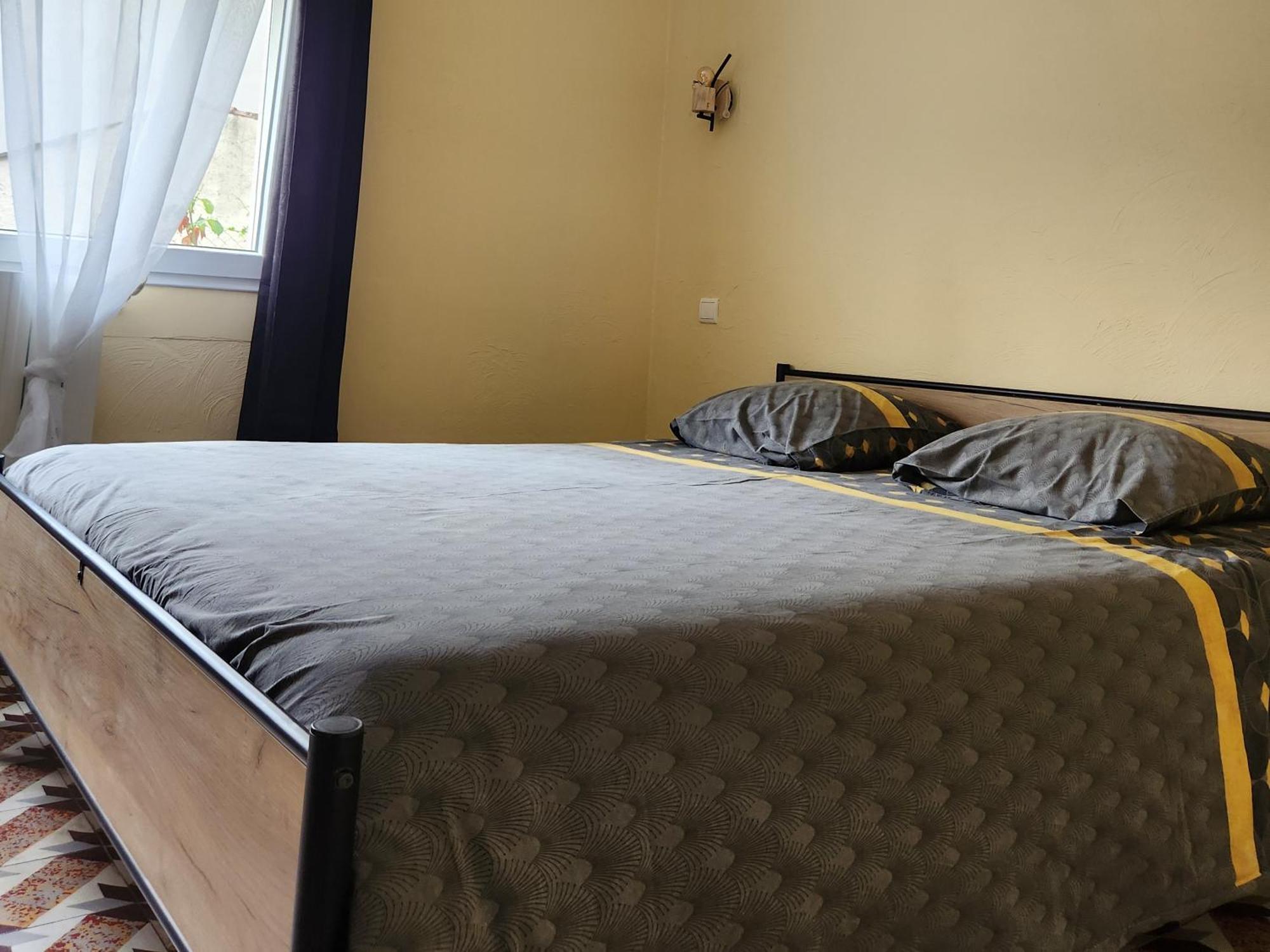 Les Belles Nuits Bed & Breakfast Le Bousquet-d'Orb Exterior foto